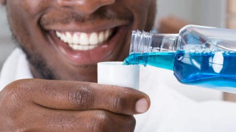 reasons-why-you-should-never-skip-mouthwash